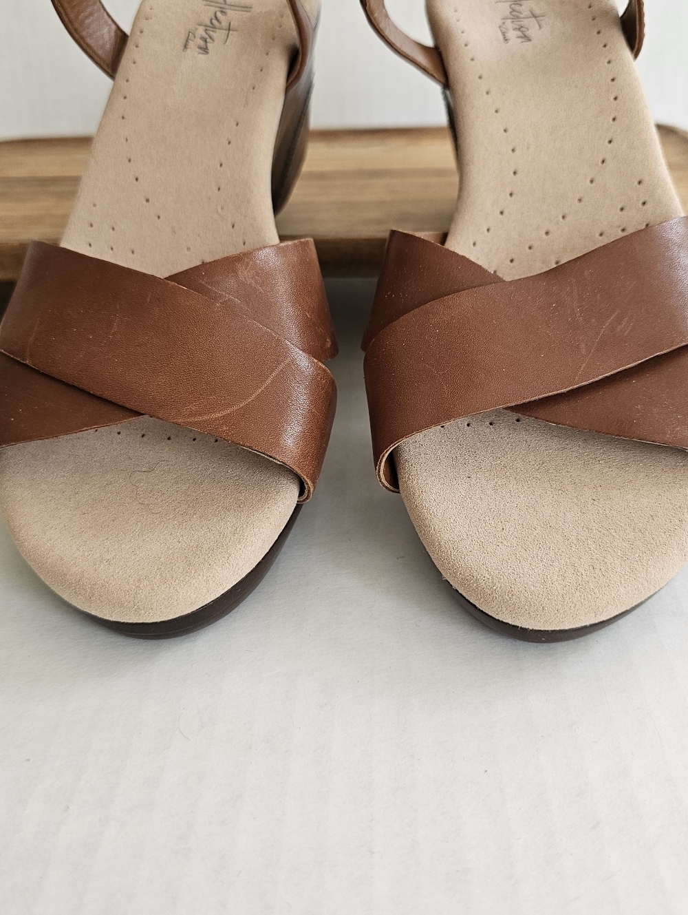 Collection By Clarks Lynette Wedge Sandals Size 9 Mahogany Brown Ankle Strap - Picture 3 of 12